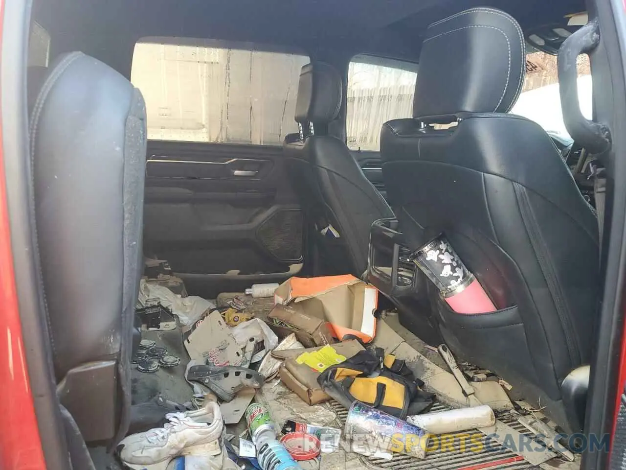 10 fotografías del automóvil dañado 1C6SRFLT8LN422071 RAM 1500 2020