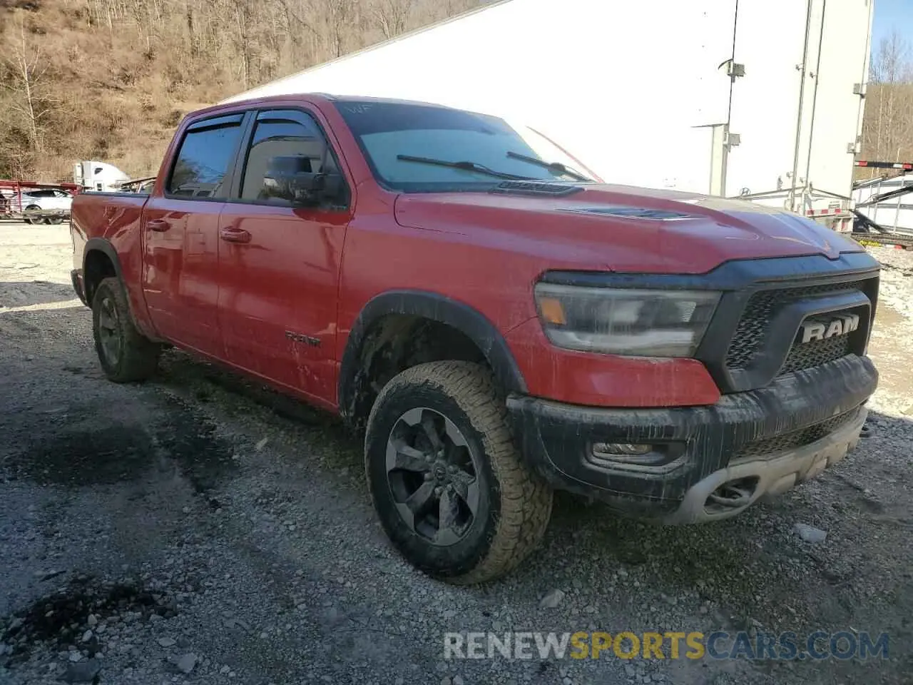 4 fotografías del automóvil dañado 1C6SRFLT8LN422071 RAM 1500 2020