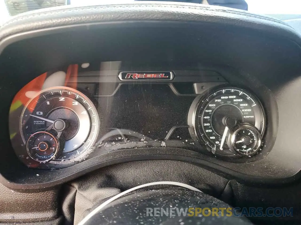 9 fotografías del automóvil dañado 1C6SRFLT8LN422071 RAM 1500 2020