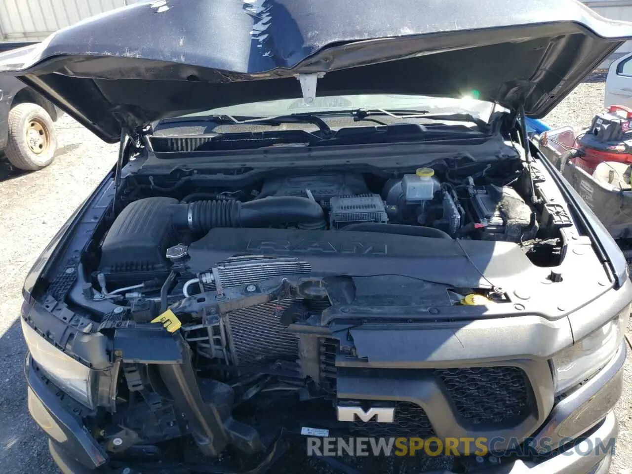 11 fotografías del automóvil dañado 1C6SRFLTXLN342707 RAM 1500 2020