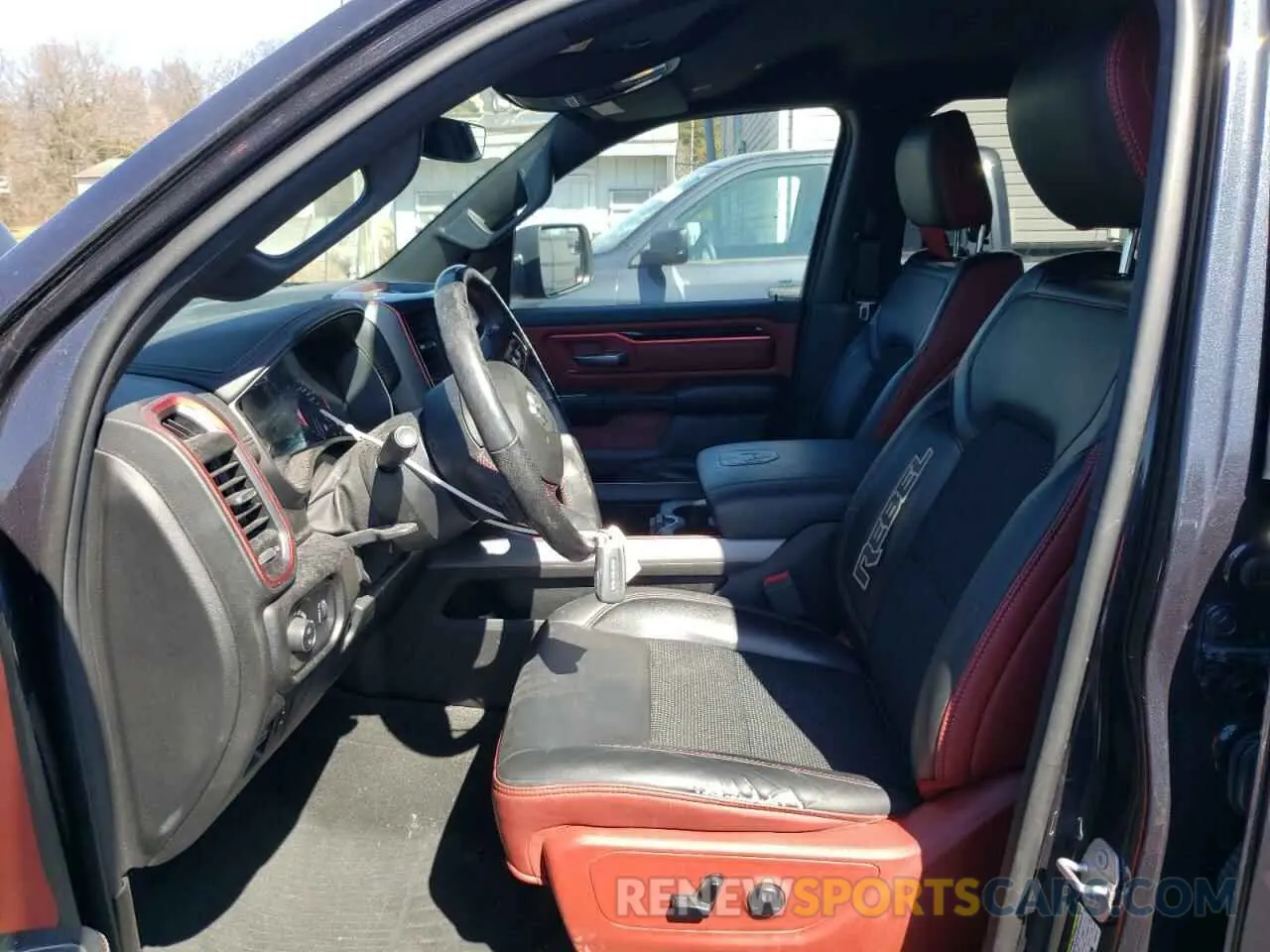 7 fotografías del automóvil dañado 1C6SRFLTXLN342707 RAM 1500 2020