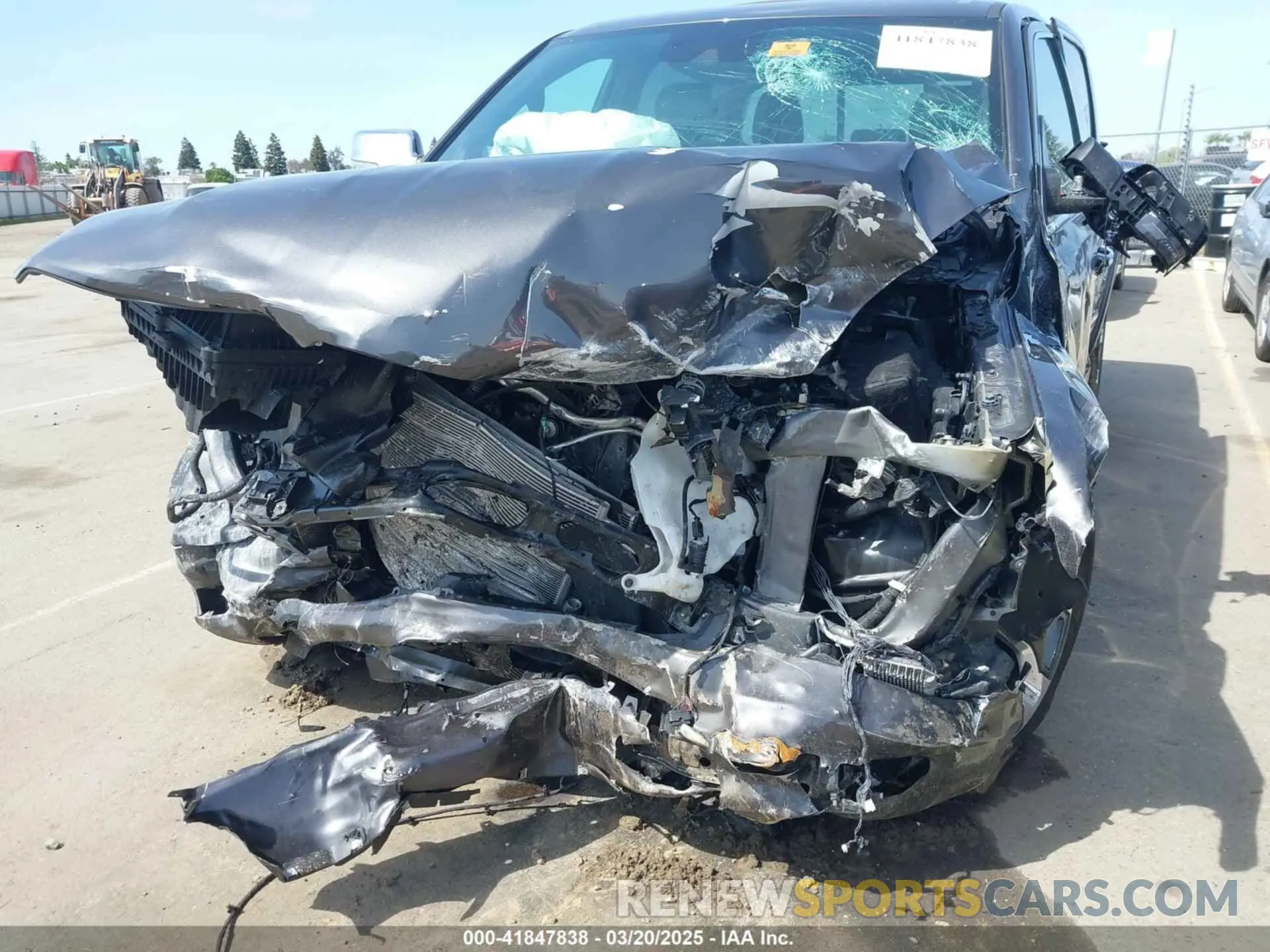 6 fotografías del automóvil dañado 1C6SRFPT1LN419488 RAM 1500 2020