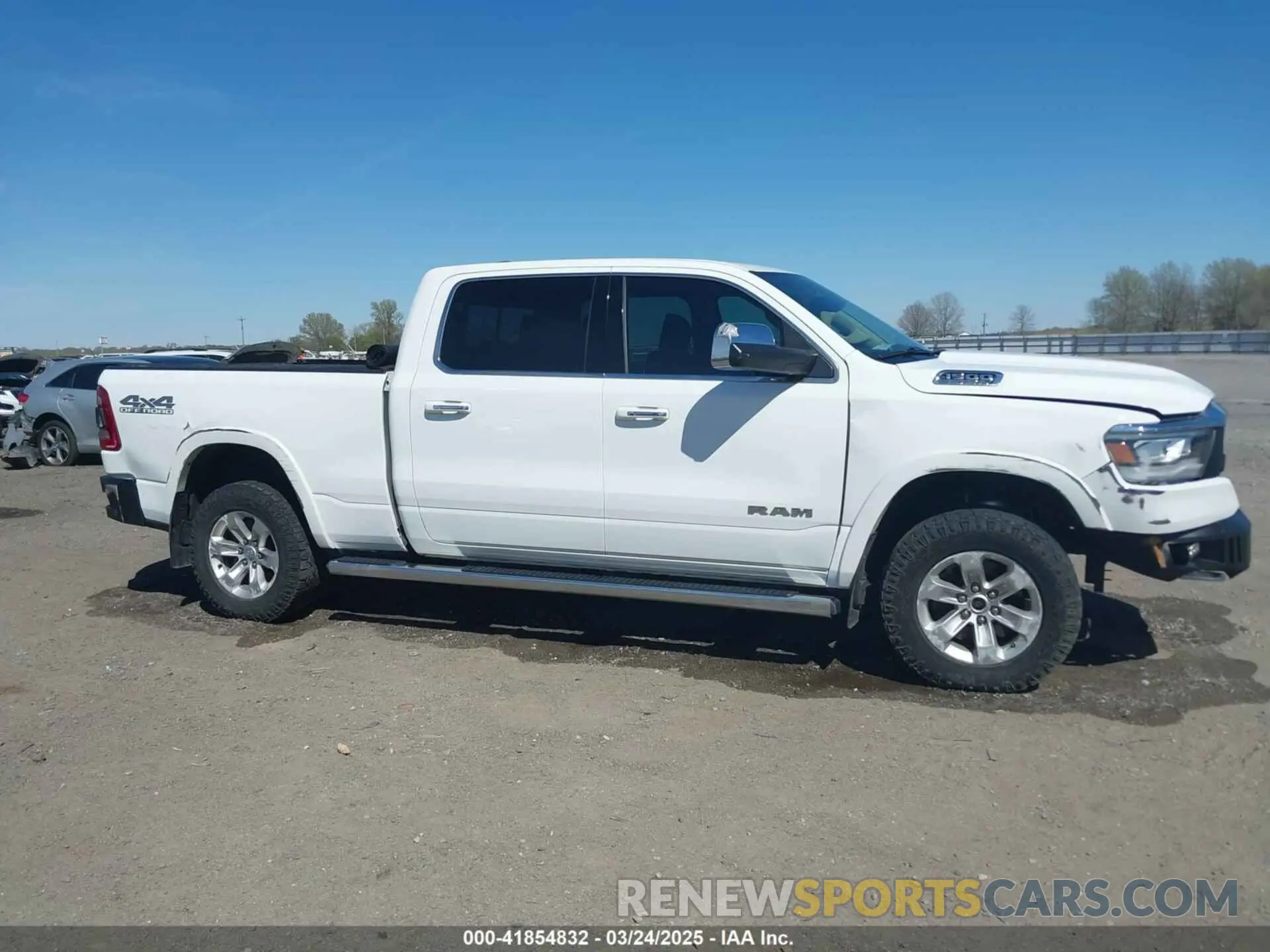 13 fotografías del automóvil dañado 1C6SRFRT5LN279572 RAM 1500 2020