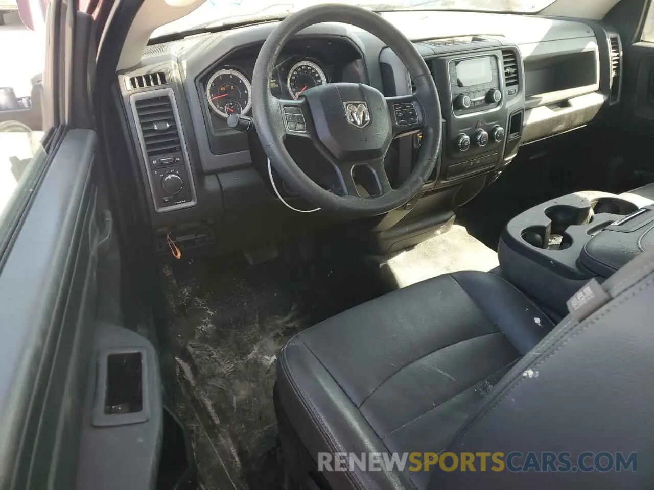 8 fotografías del automóvil dañado 3C6JR6AG0LG122499 RAM 1500 2020
