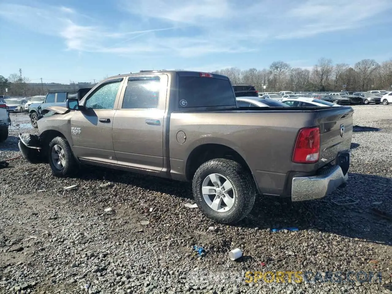 2 fotografías del automóvil dañado 3C6RR6KG8LG209634 RAM 1500 2020