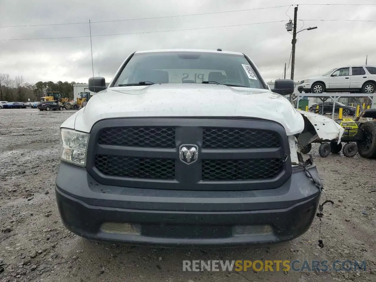 5 fotografías del automóvil dañado 3C6RR7KG6LG134244 RAM 1500 2020