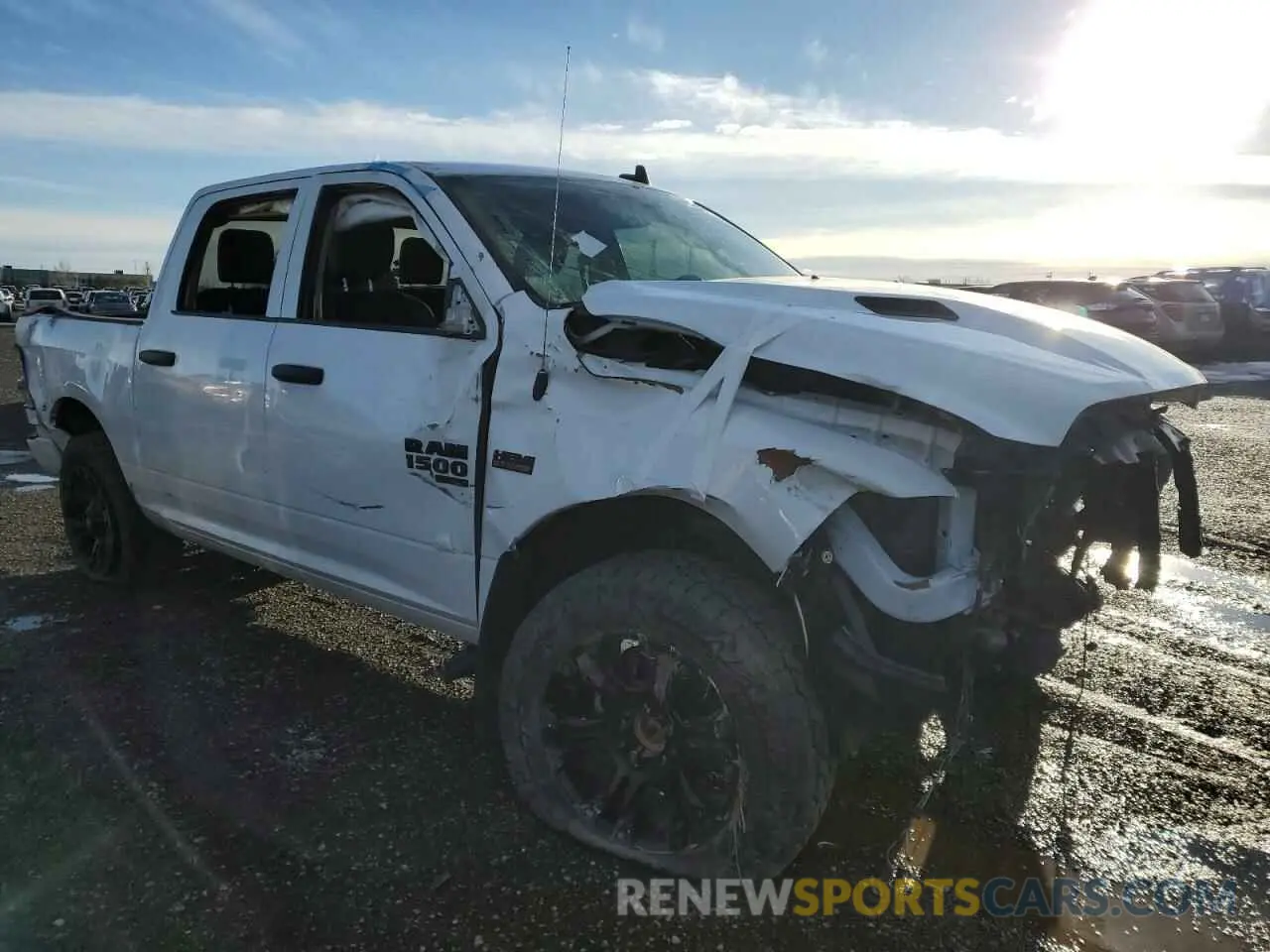 4 fotografías del automóvil dañado 3C6RR7KTXLG265819 RAM 1500 2020