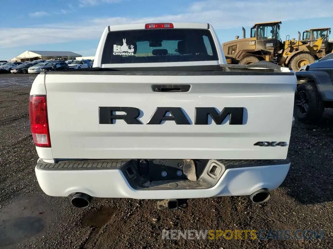 6 fotografías del automóvil dañado 3C6RR7KTXLG265819 RAM 1500 2020