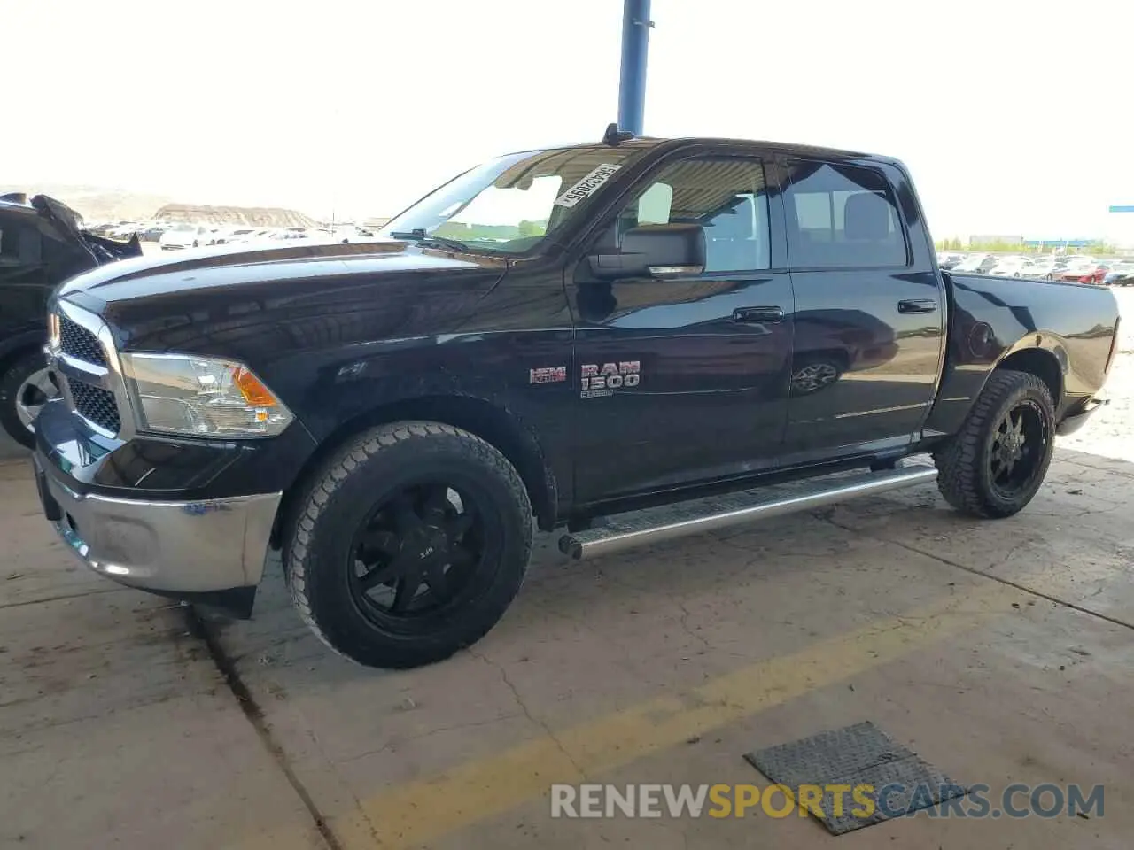 1 fotografías del automóvil dañado 3C6RR7LT8LG160873 RAM 1500 2020