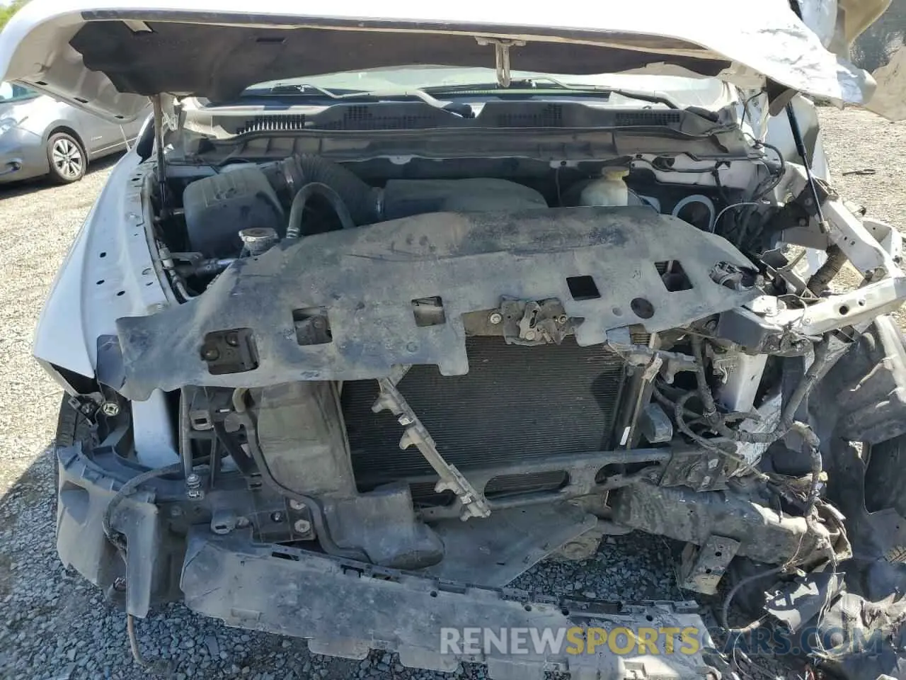 11 fotografías del automóvil dañado 1C6RR6FG5HS684409 RAM 1500 2021