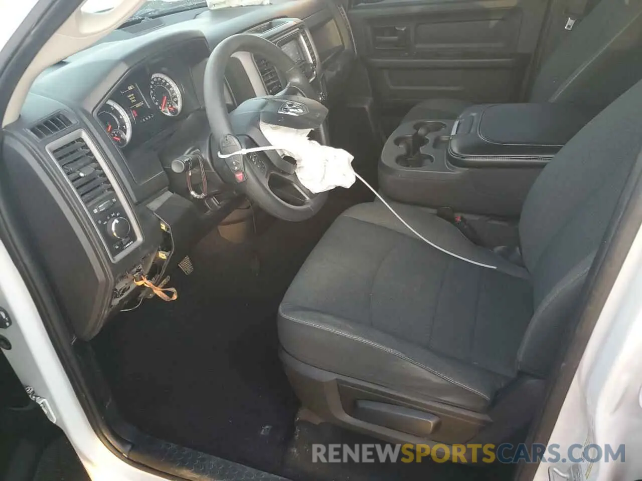 7 fotografías del automóvil dañado 1C6RR6FT3MS569041 RAM 1500 2021