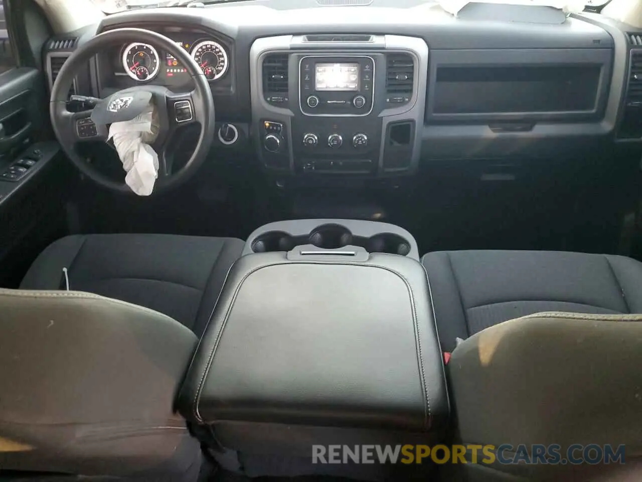 8 fotografías del automóvil dañado 1C6RR6FT3MS569041 RAM 1500 2021
