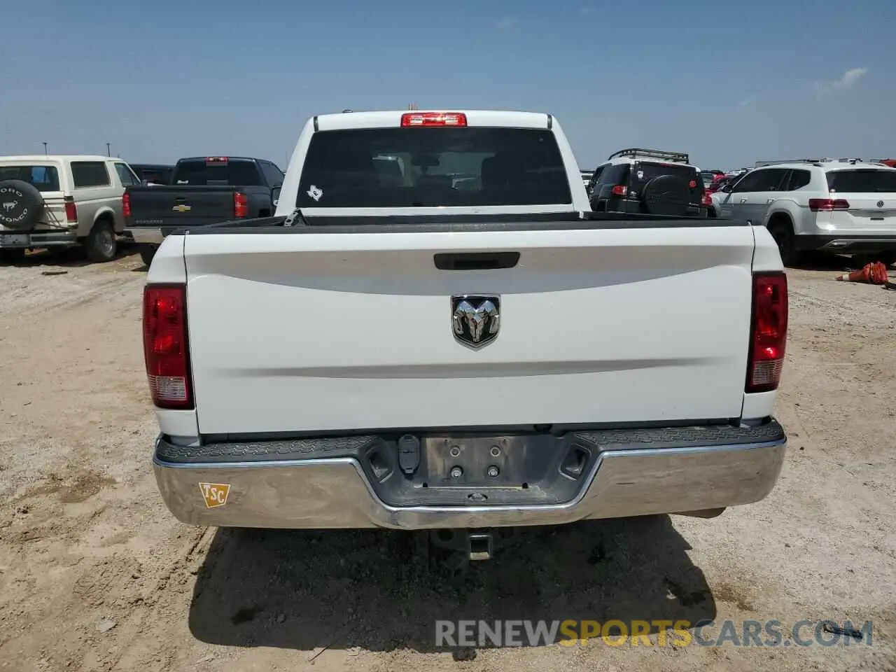 6 fotografías del automóvil dañado 1C6RR6FT4MS500570 RAM 1500 2021