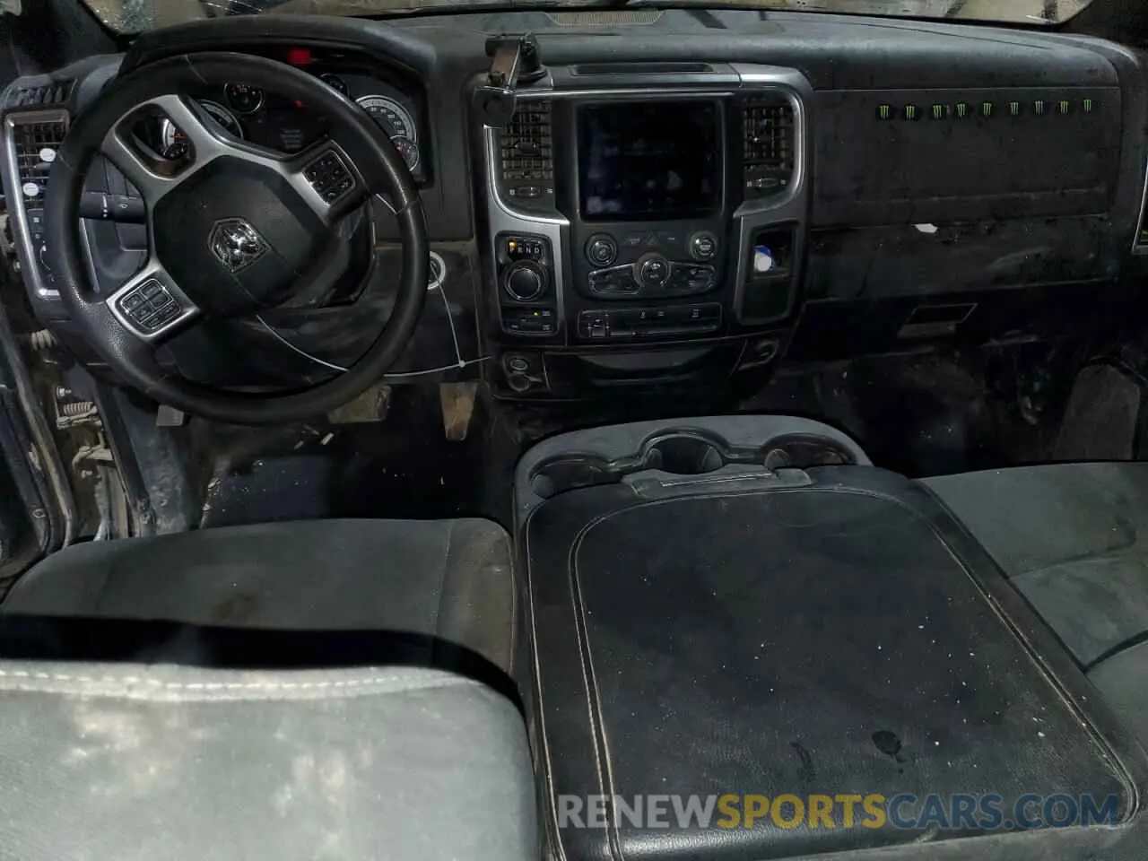 8 fotografías del automóvil dañado 1C6RR7GG2MS583892 RAM 1500 2021