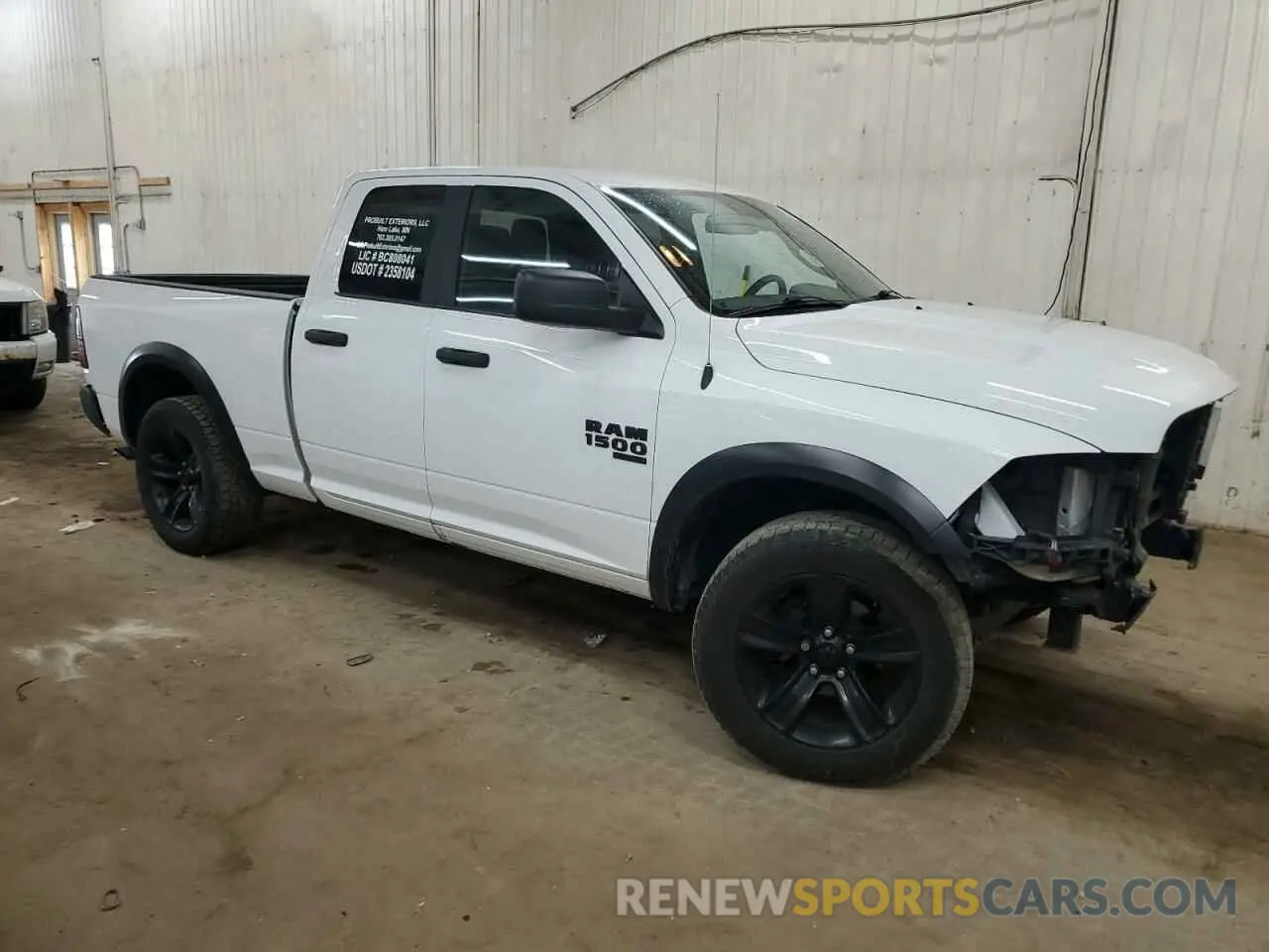 4 fotografías del automóvil dañado 1C6RR7GGXMS514836 RAM 1500 2021