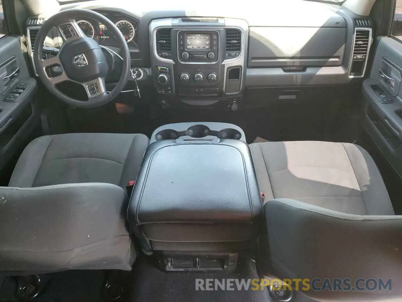 8 fotografías del automóvil dañado 1C6RR7TT1MS516607 RAM 1500 2021