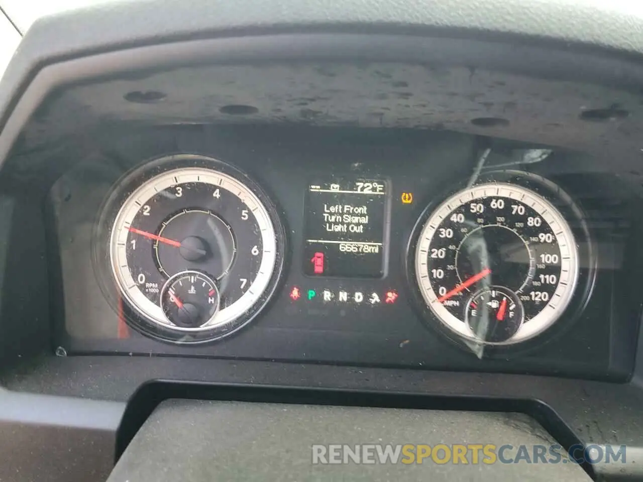 9 fotografías del automóvil dañado 1C6RR7TT9MS517052 RAM 1500 2021
