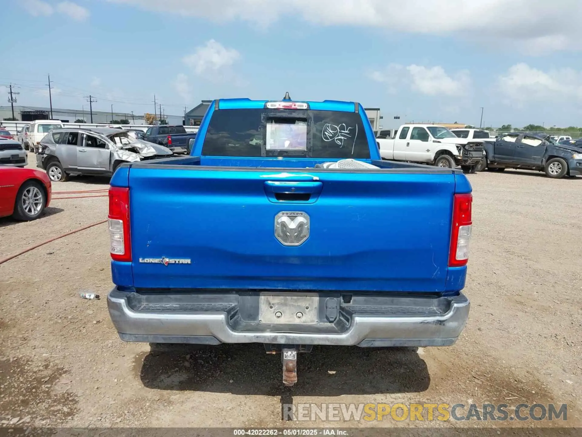 15 fotografías del automóvil dañado 1C6RREBG7MN708959 RAM 1500 2021