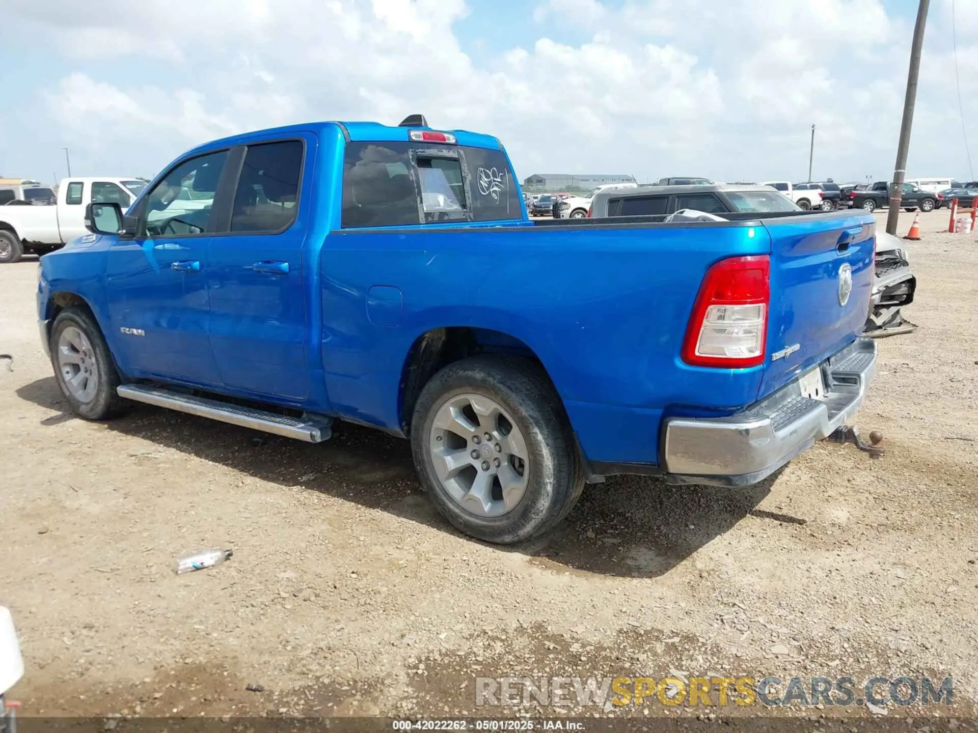 3 fotografías del automóvil dañado 1C6RREBG7MN708959 RAM 1500 2021