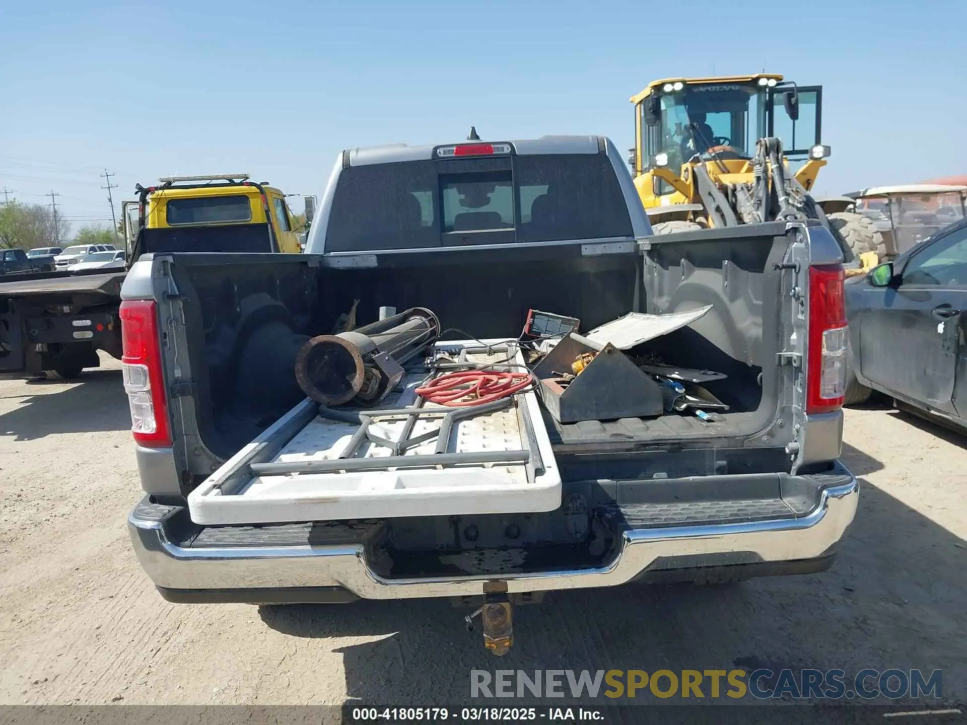 16 fotografías del automóvil dañado 1C6RREBGXMN753149 RAM 1500 2021