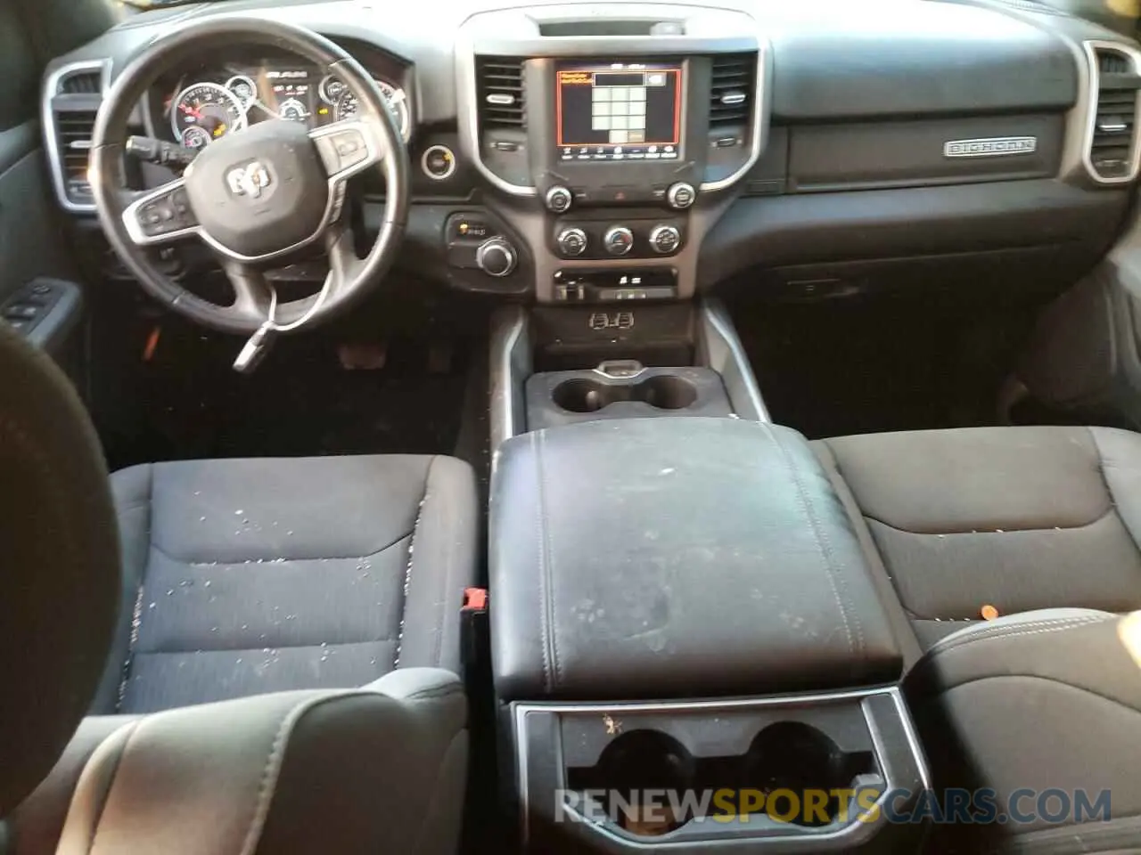 8 fotografías del automóvil dañado 1C6RREBT2MN802034 RAM 1500 2021