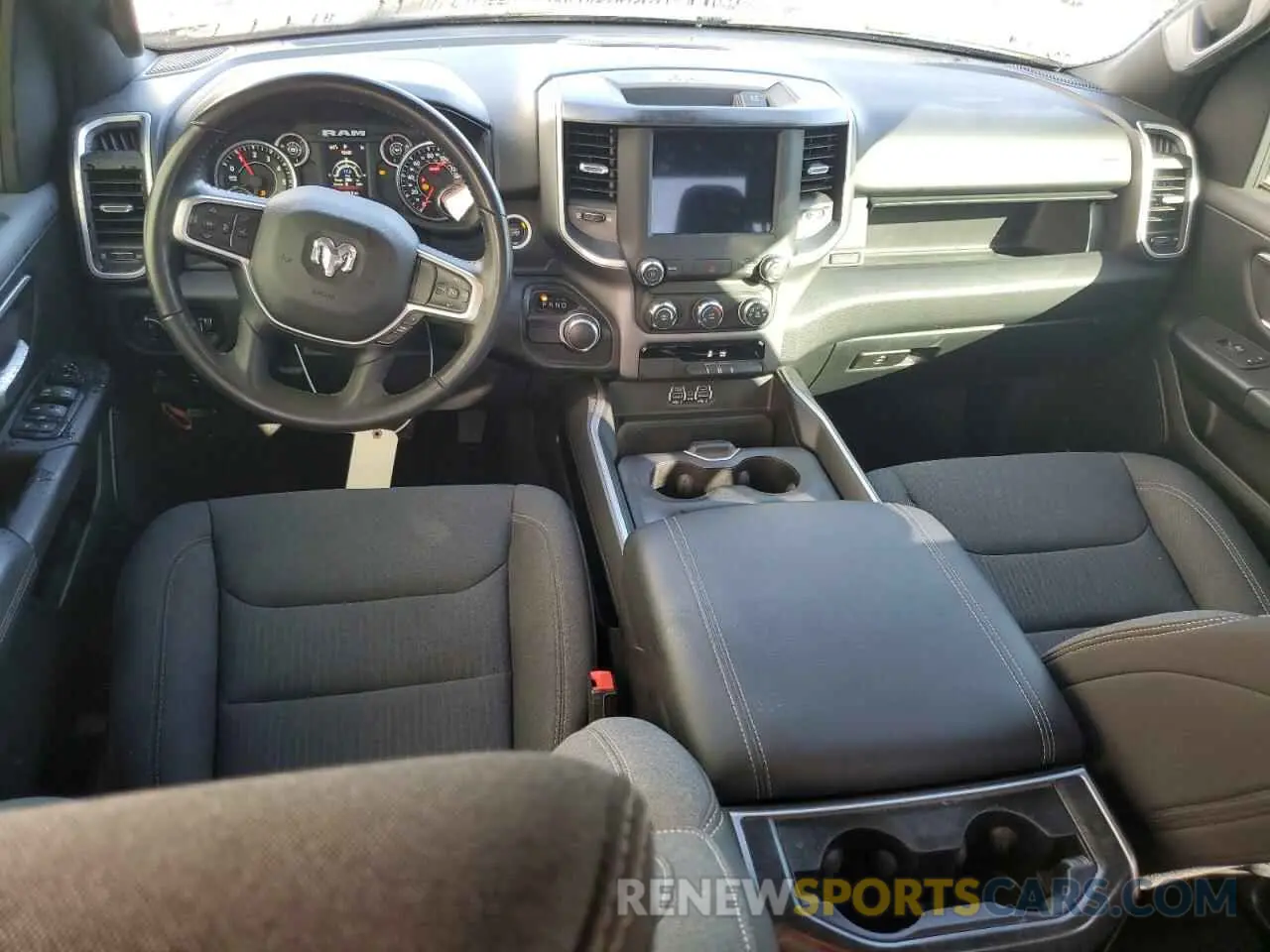 8 fotografías del automóvil dañado 1C6RREBT5MN819782 RAM 1500 2021