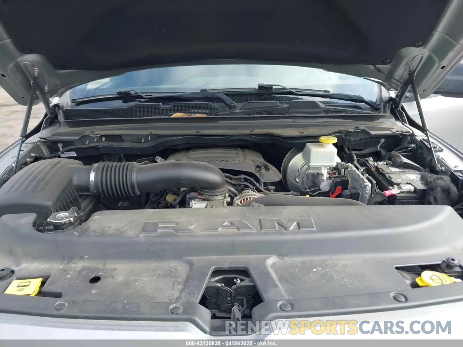 10 fotografías del automóvil dañado 1C6RREBT7MN801896 RAM 1500 2021