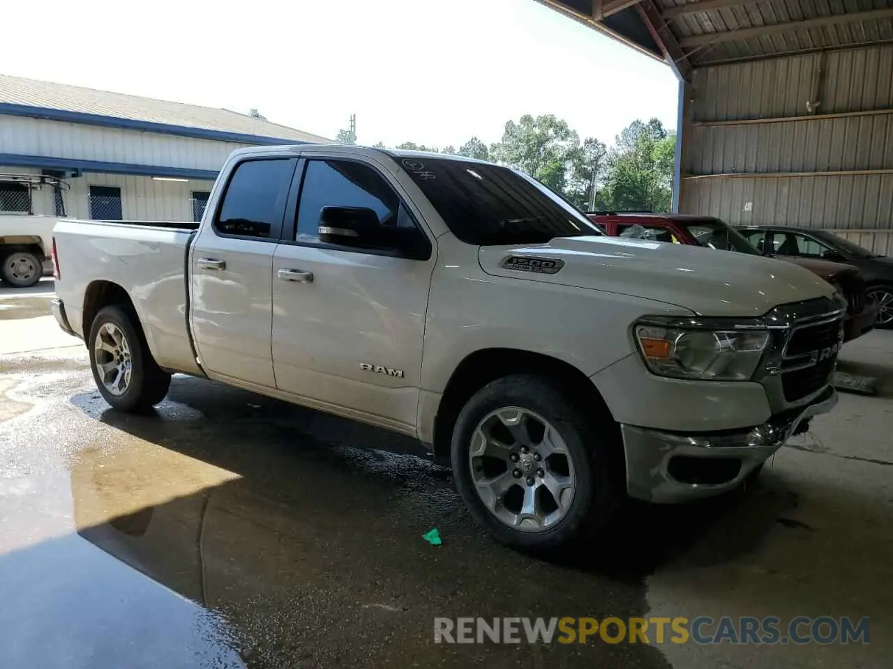 4 fotografías del automóvil dañado 1C6RREBT8MN625392 RAM 1500 2021