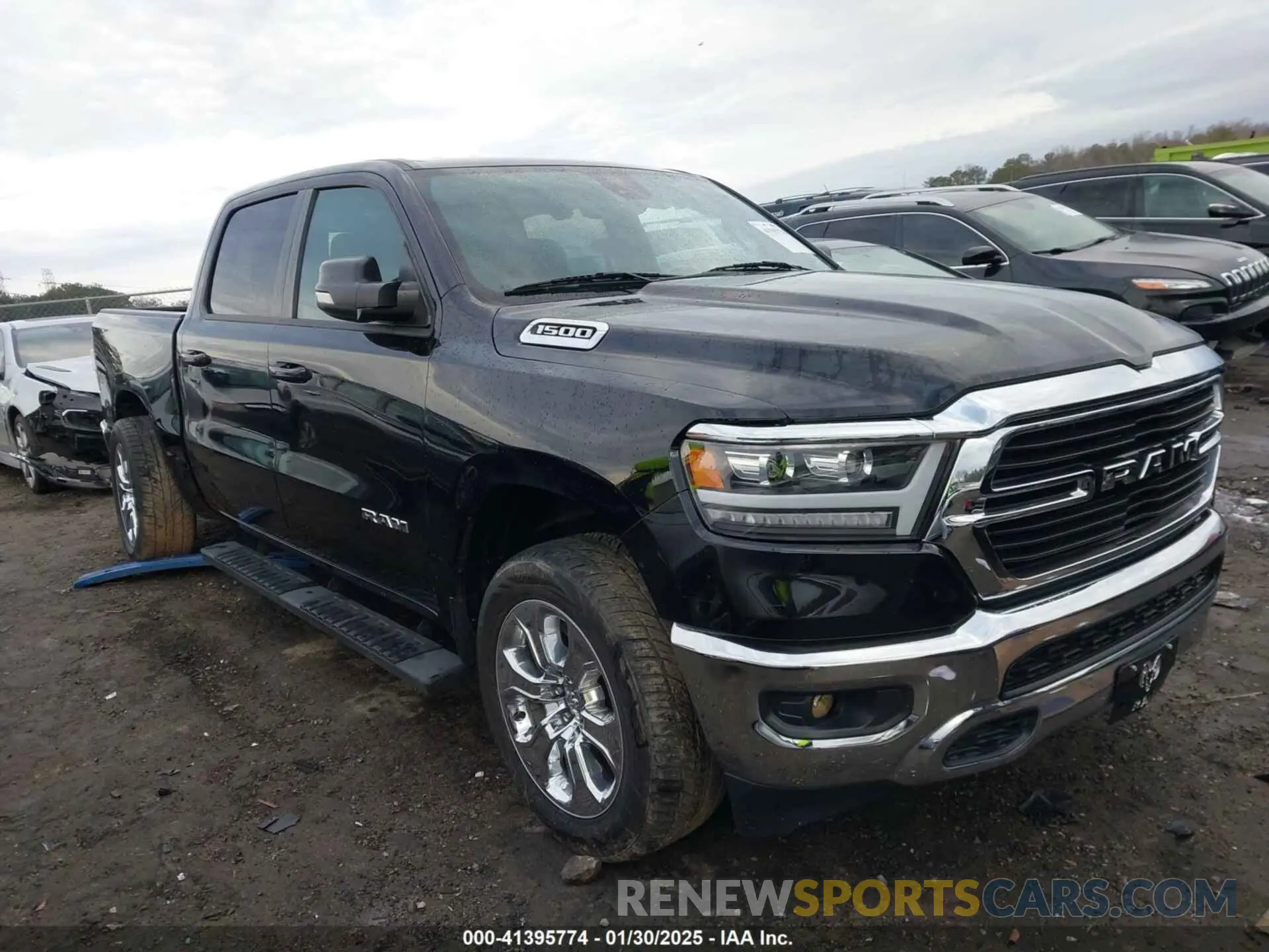 12 fotografías del automóvil dañado 1C6RREFG1MN532758 RAM 1500 2021