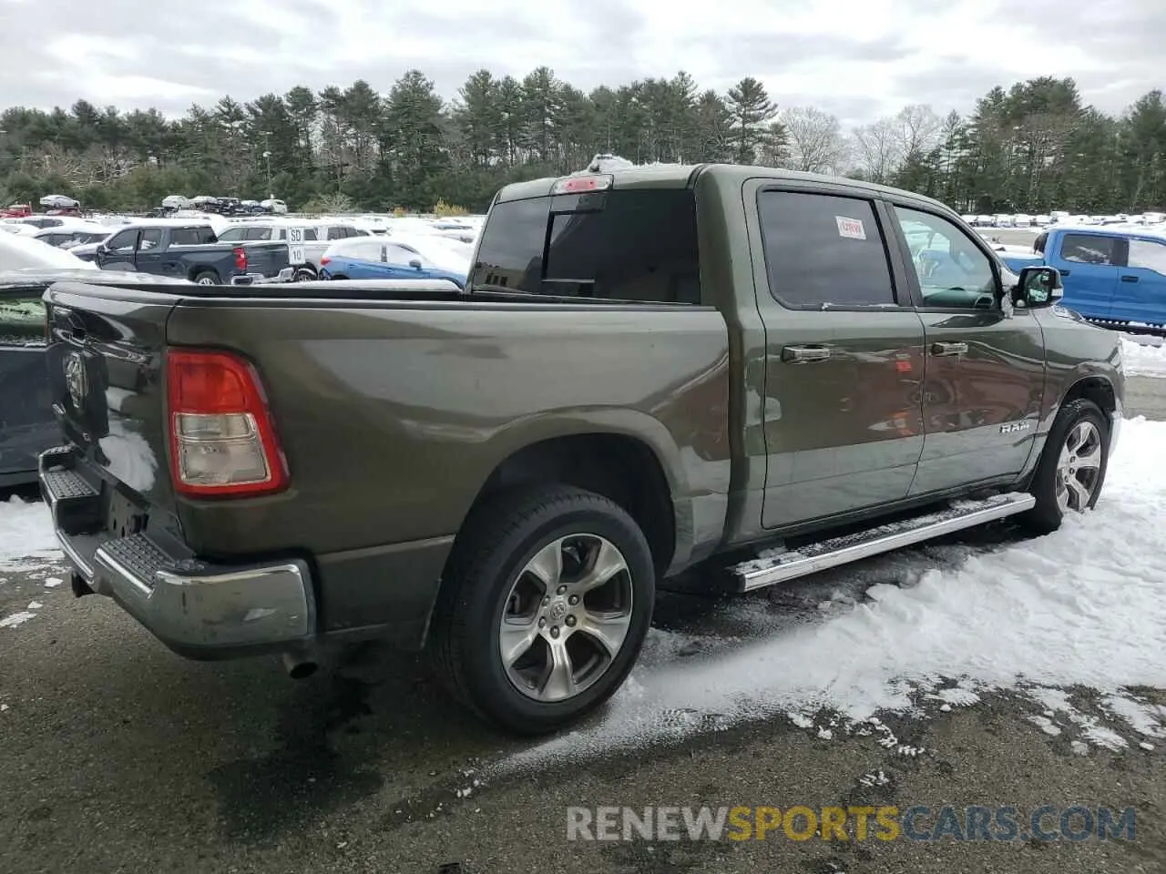 3 fotografías del automóvil dañado 1C6RREFG9MN543345 RAM 1500 2021