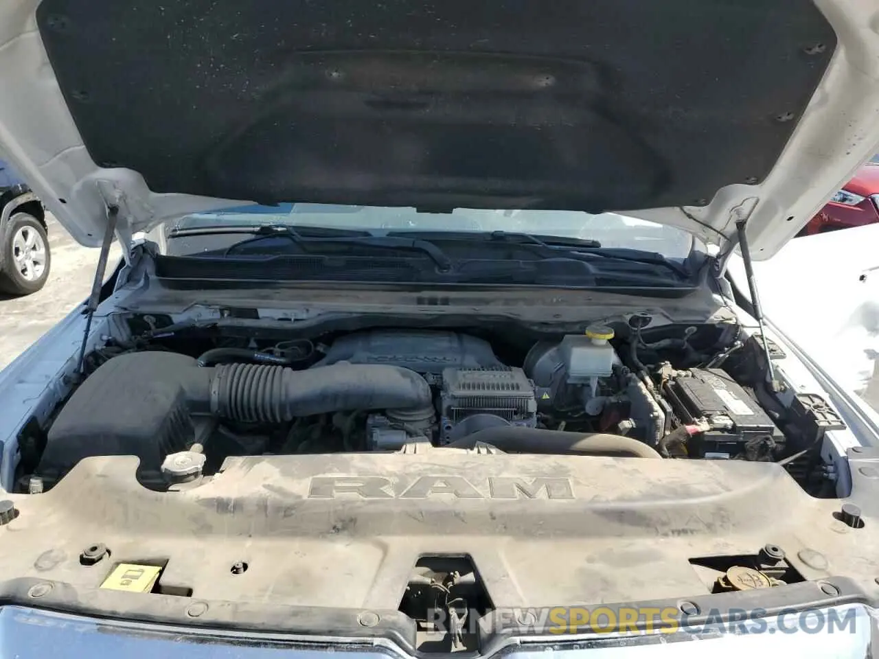 11 fotografías del automóvil dañado 1C6RREFT2MN747109 RAM 1500 2021