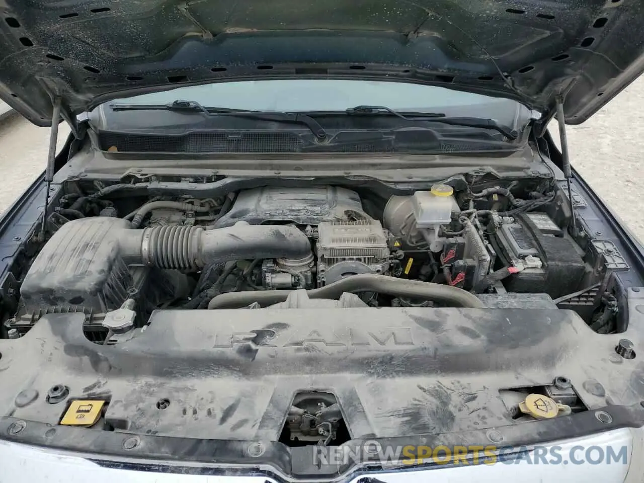 11 fotografías del automóvil dañado 1C6RREFT3MN631465 RAM 1500 2021