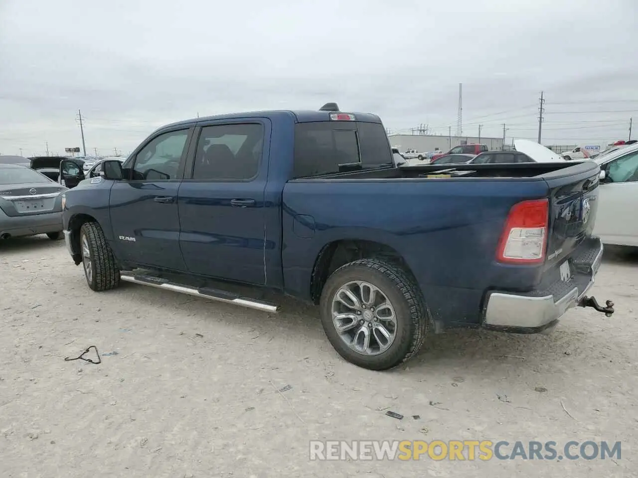 2 fotografías del automóvil dañado 1C6RREFT3MN631465 RAM 1500 2021
