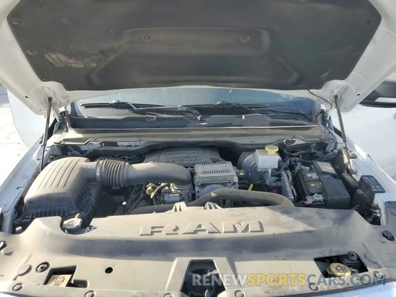 11 fotografías del automóvil dañado 1C6RREFT3MN768244 RAM 1500 2021