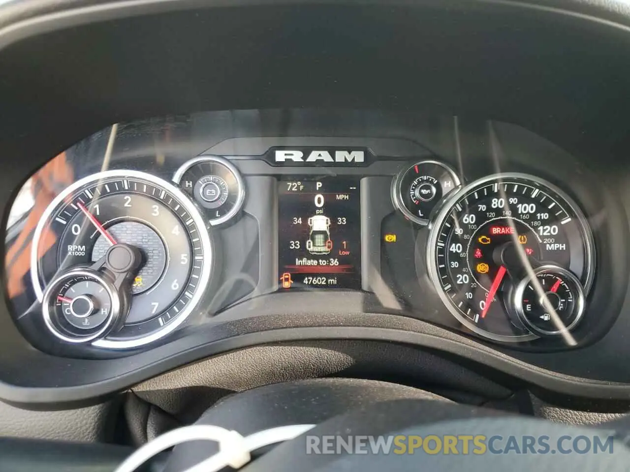 9 fotografías del automóvil dañado 1C6RREFT3MN768244 RAM 1500 2021