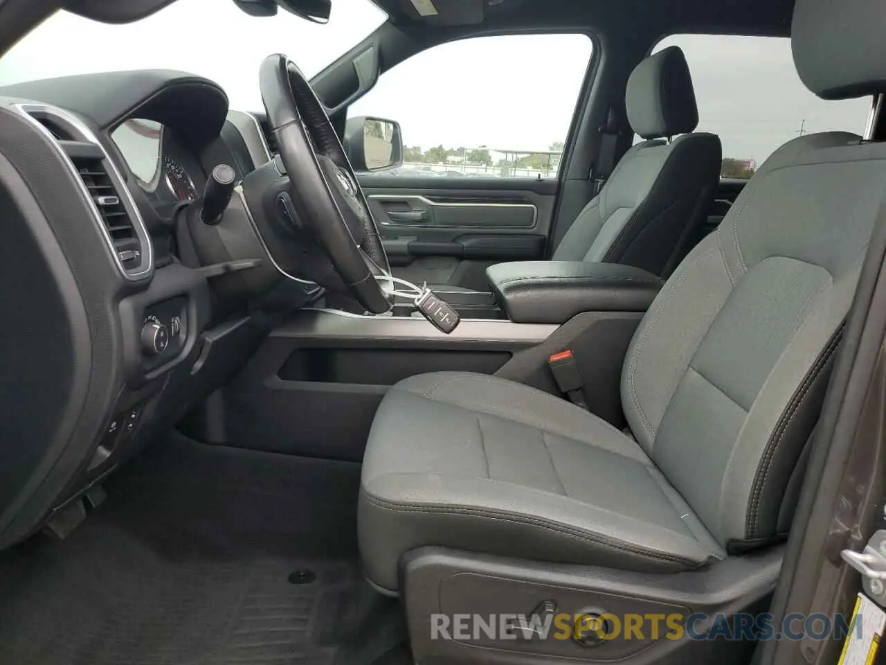 7 fotografías del automóvil dañado 1C6RREFT4MN631569 RAM 1500 2021