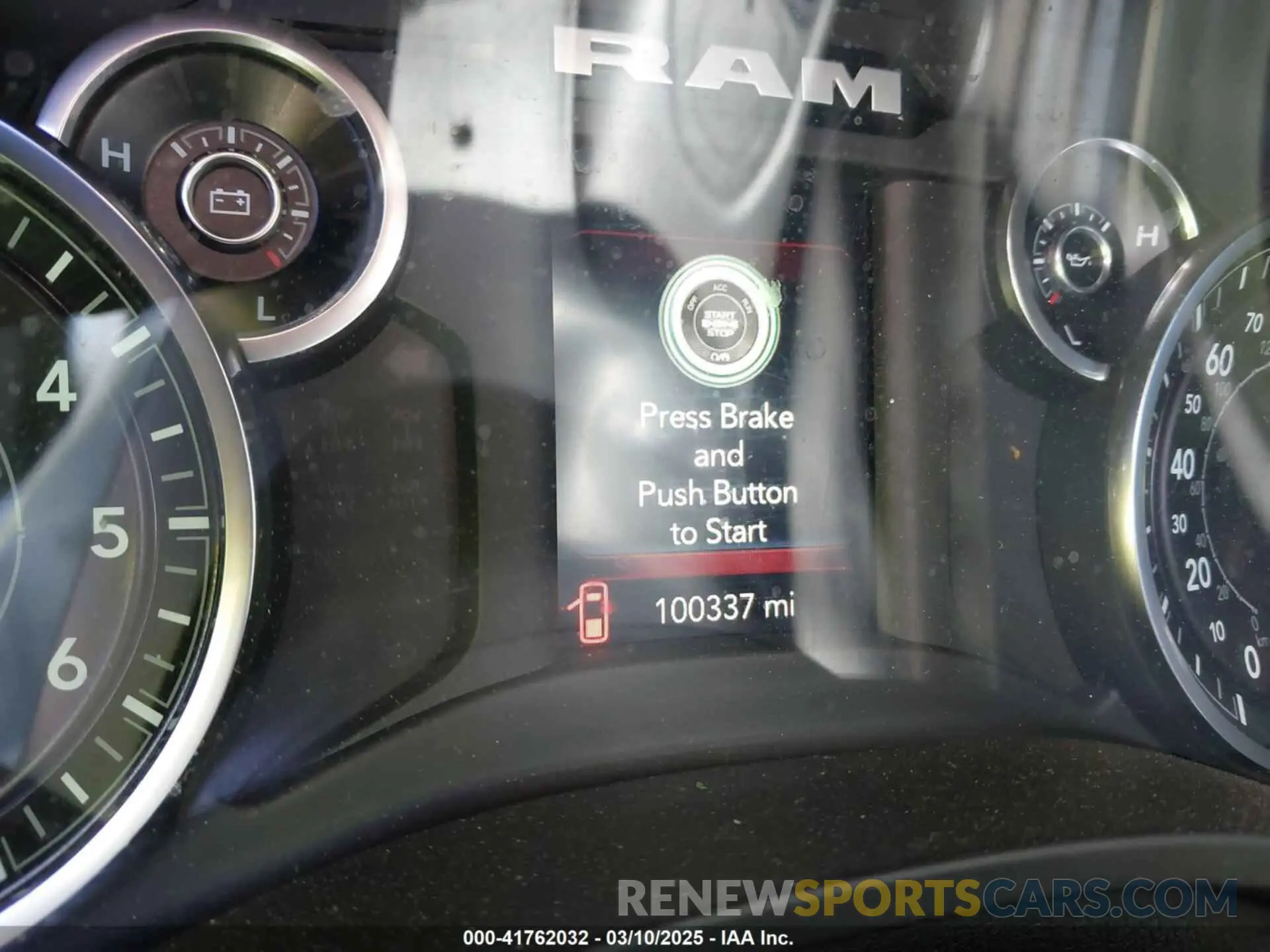 15 fotografías del automóvil dañado 1C6RREFT4MN708750 RAM 1500 2021