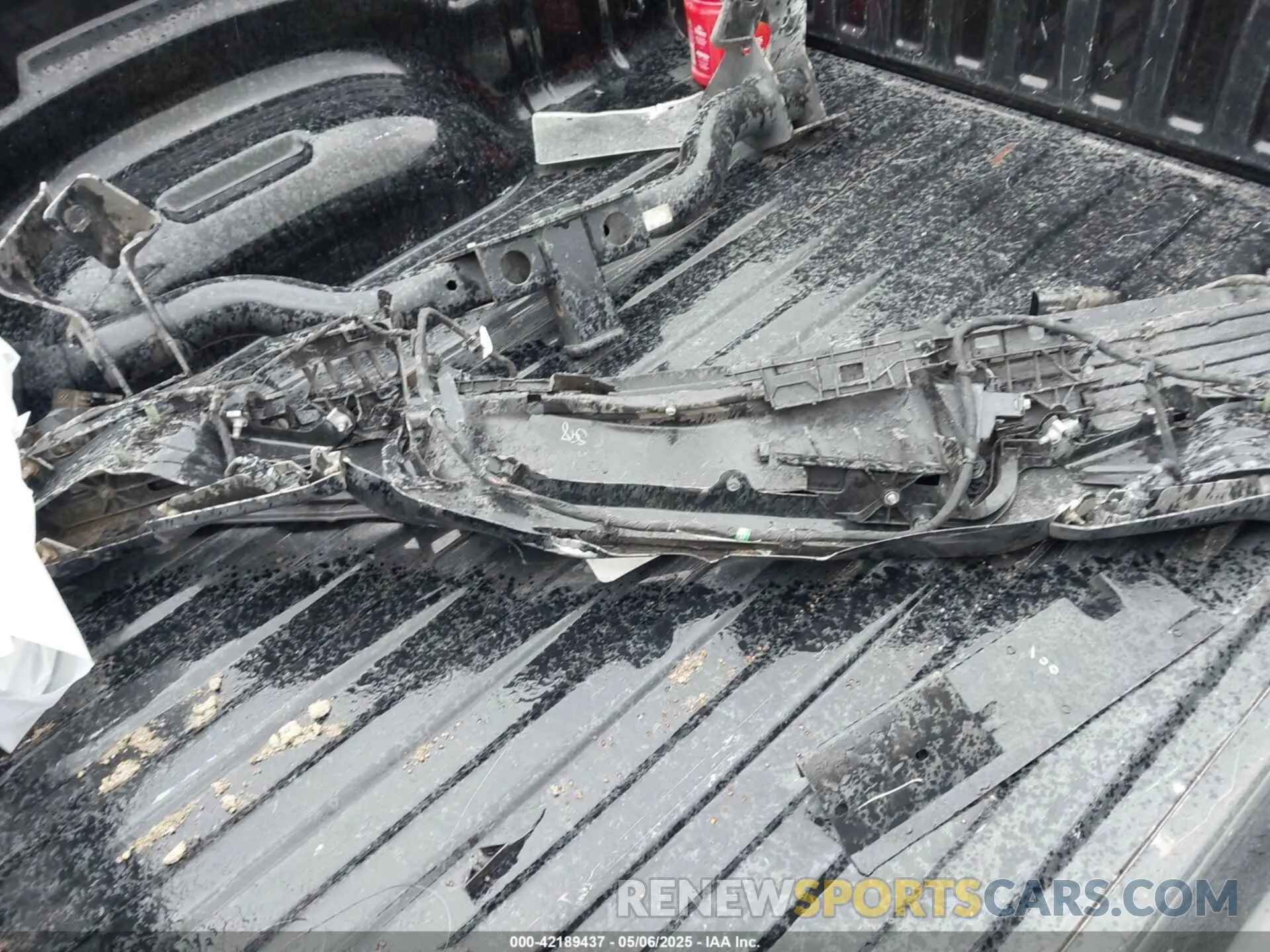 12 fotografías del automóvil dañado 1C6RREFT6MN709754 RAM 1500 2021