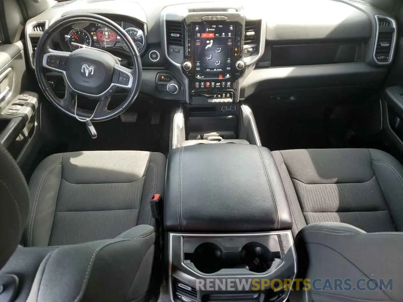 8 fotografías del automóvil dañado 1C6RREFT7MN542997 RAM 1500 2021