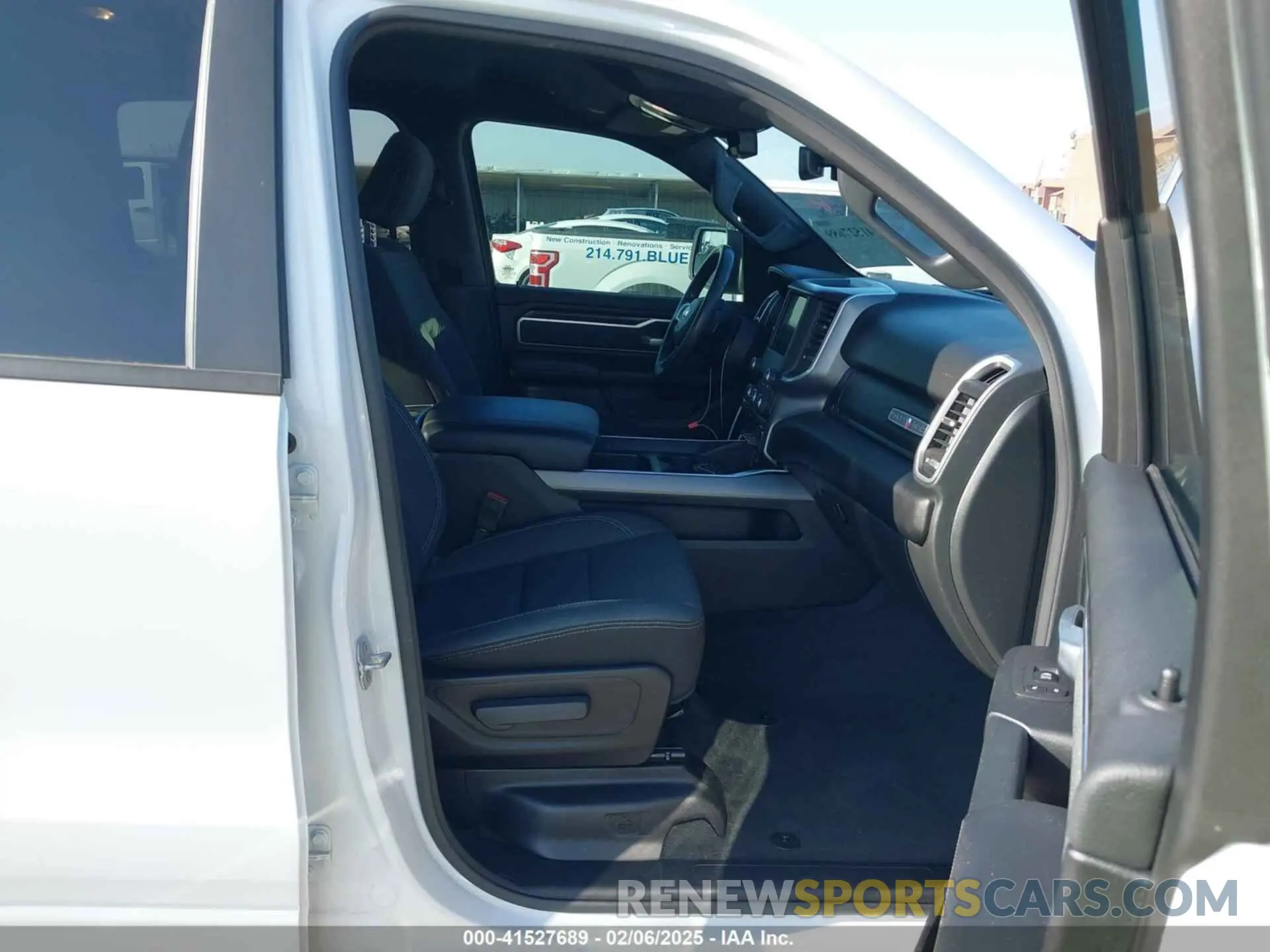 5 fotografías del automóvil dañado 1C6RREFTXMN816208 RAM 1500 2021
