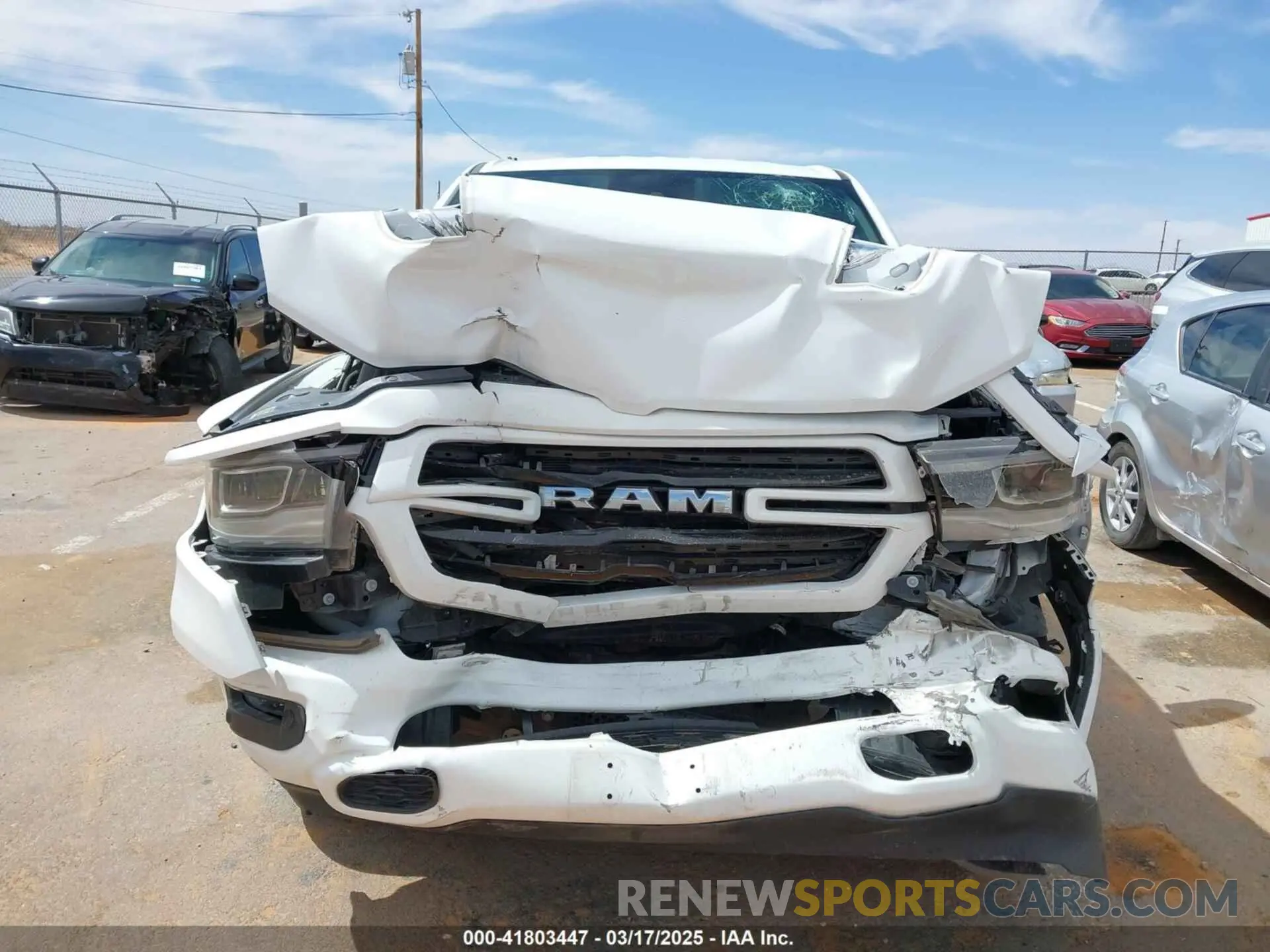 12 fotografías del automóvil dañado 1C6RREJG3MN604308 RAM 1500 2021