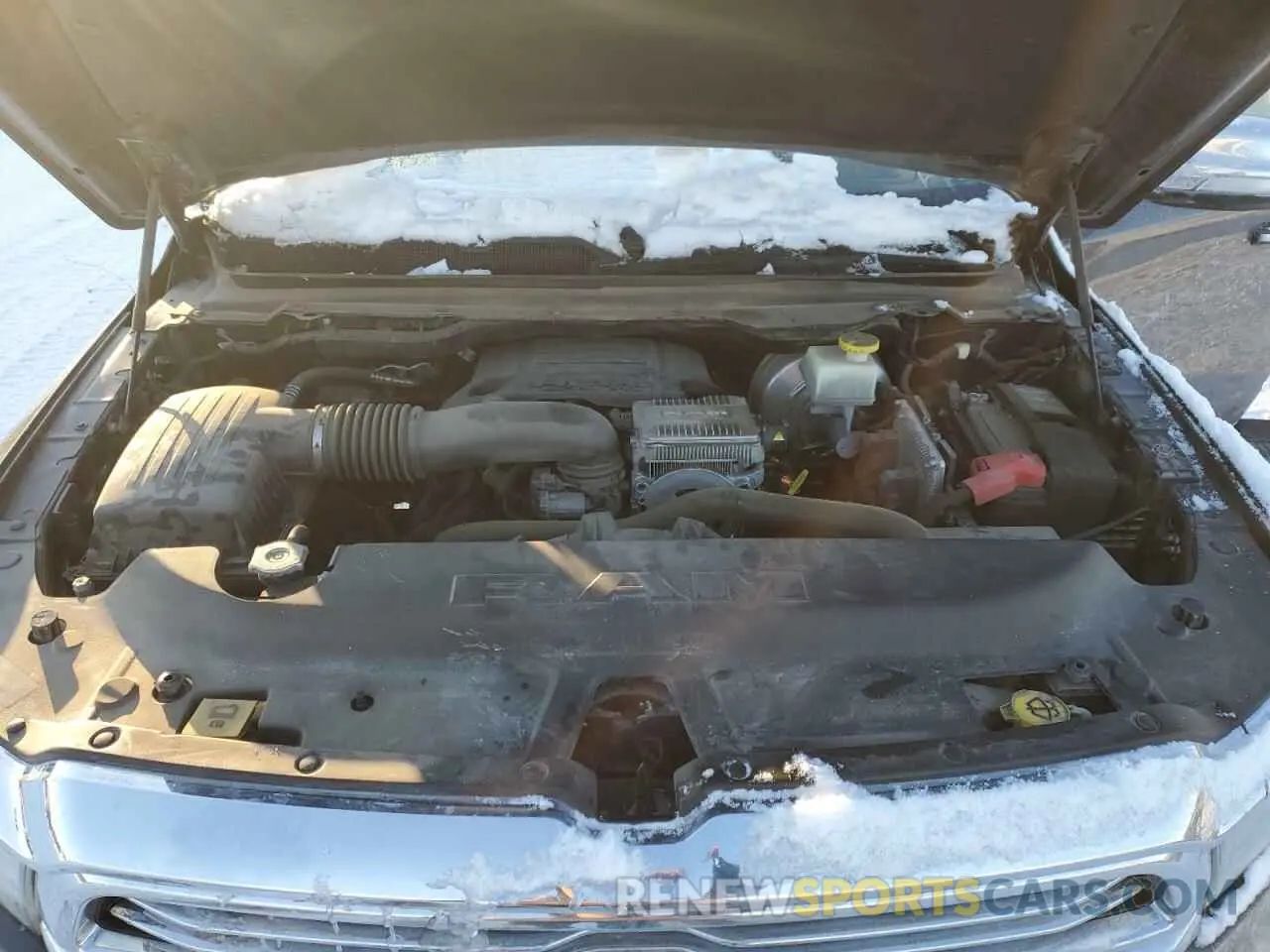 13 fotografías del automóvil dañado 1C6RREJT8MN750457 RAM 1500 2021