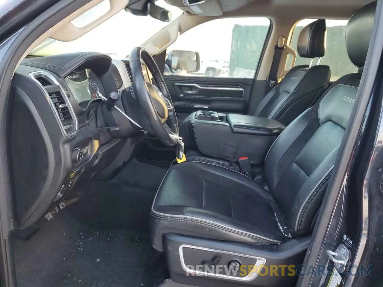7 fotografías del automóvil dañado 1C6RREJT8MN750457 RAM 1500 2021