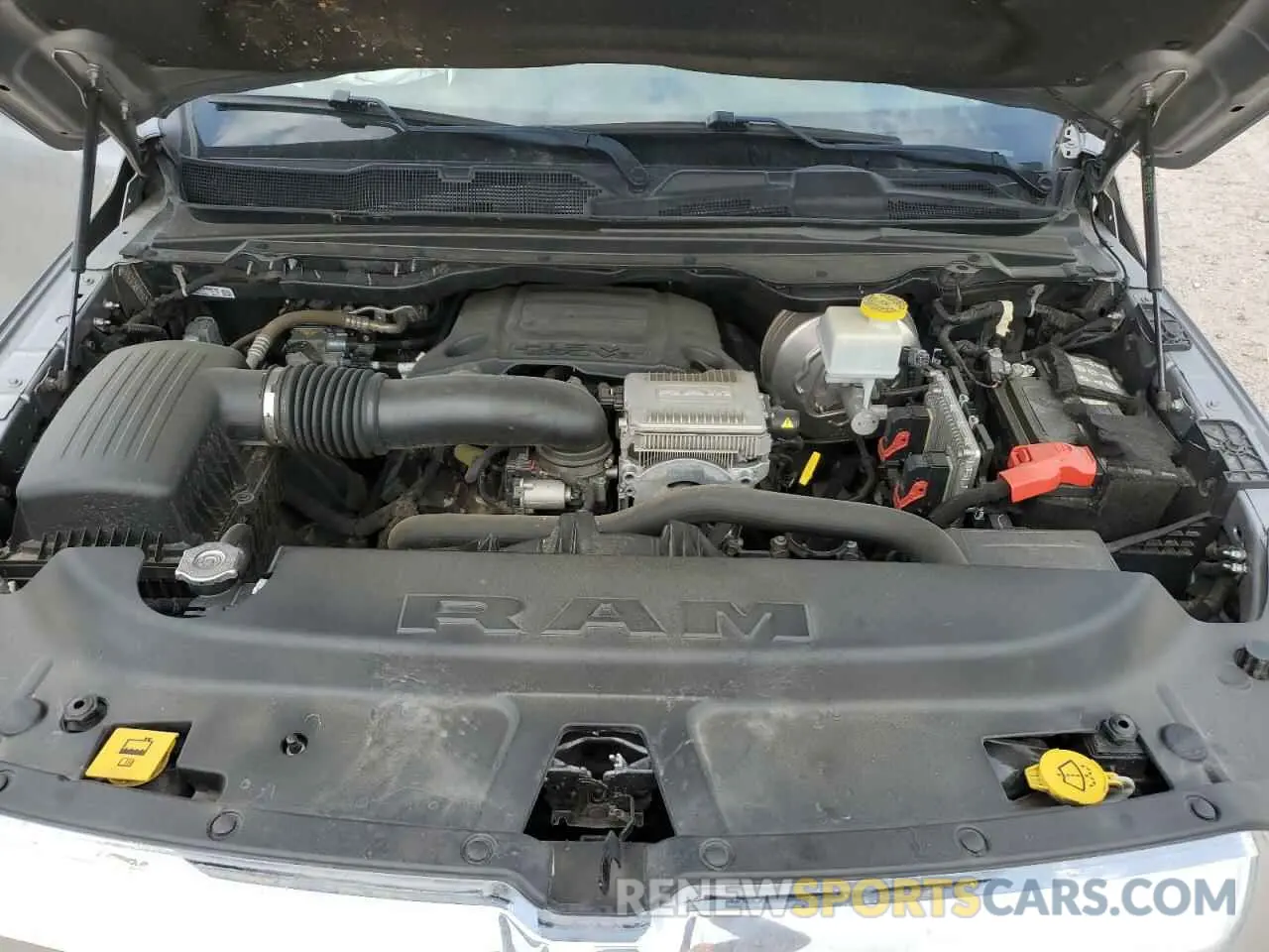 12 fotografías del automóvil dañado 1C6RREMT0MN750111 RAM 1500 2021