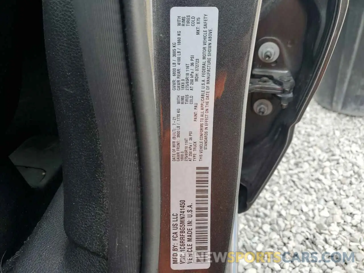 13 fotografías del automóvil dañado 1C6RRFBG5MN741450 RAM 1500 2021