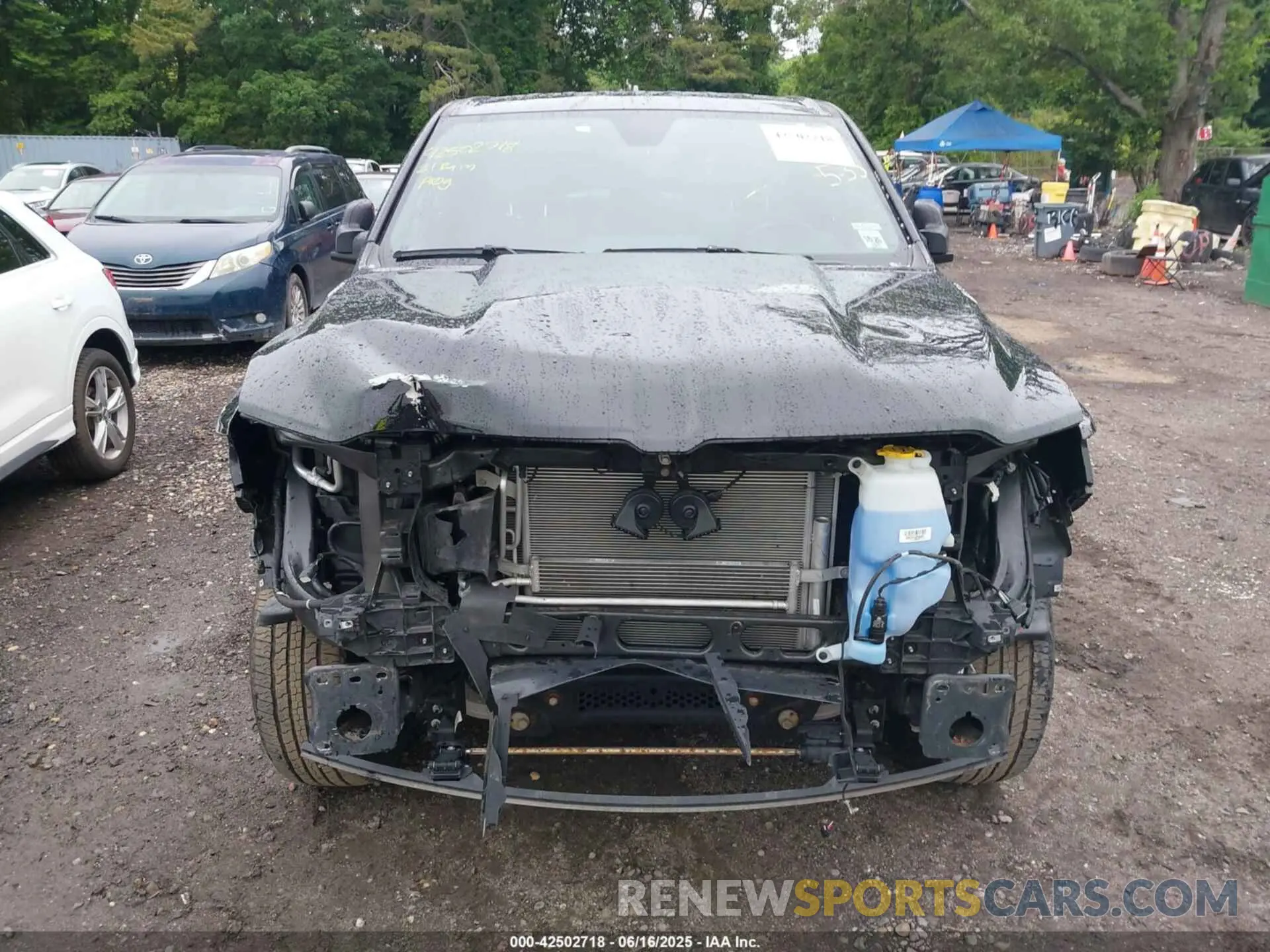 12 fotografías del automóvil dañado 1C6RRFBG8MN784325 RAM 1500 2021