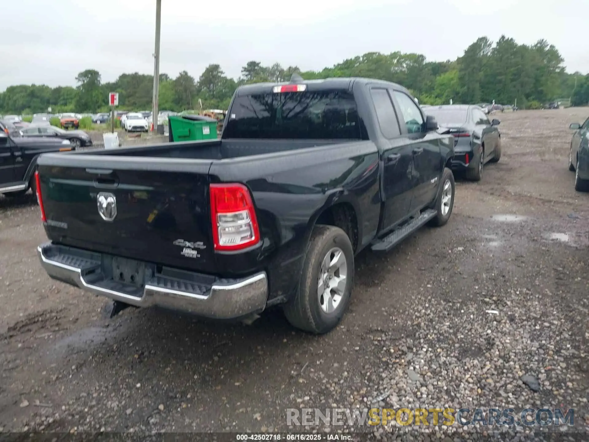 4 fotografías del automóvil dañado 1C6RRFBG8MN784325 RAM 1500 2021