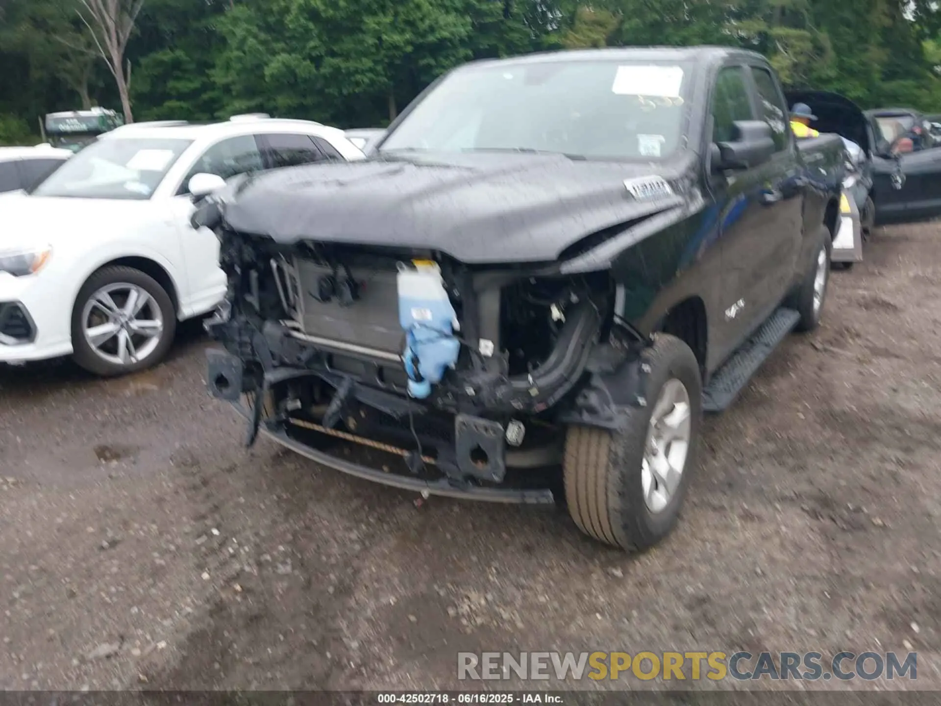 6 fotografías del automóvil dañado 1C6RRFBG8MN784325 RAM 1500 2021