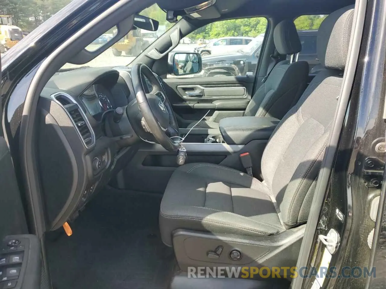 7 fotografías del automóvil dañado 1C6RRFBGXMN650738 RAM 1500 2021