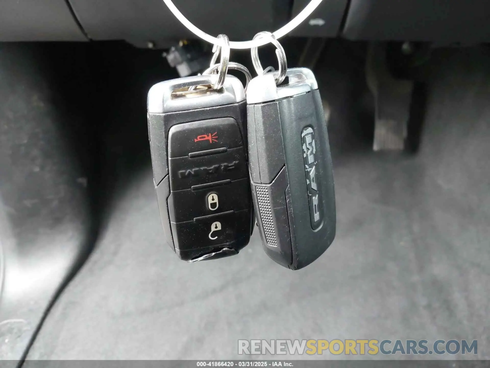 11 fotografías del automóvil dañado 1C6RRFCGXMN714260 RAM 1500 2021